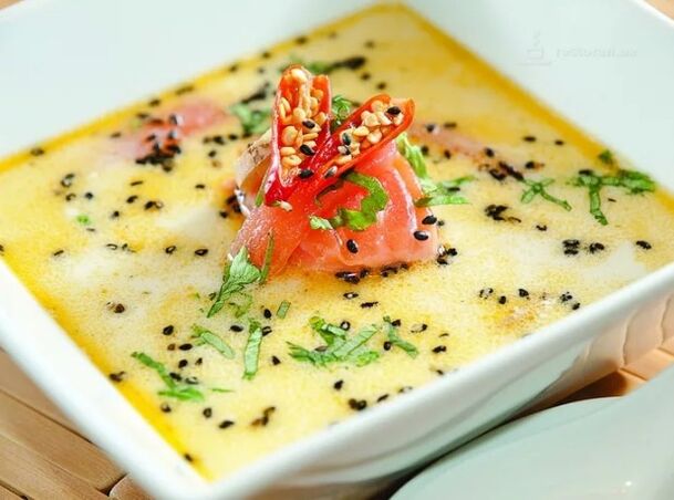 Norway soup with salmon