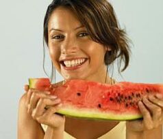How to lose weight on a diet with watermelons